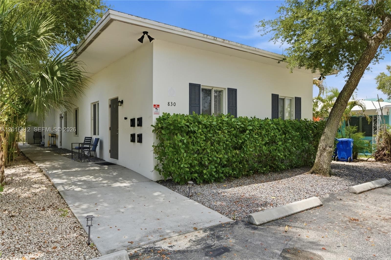 830 SE 14th St, Fort Lauderdale FL 33316