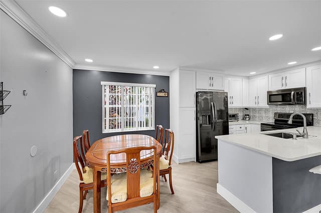 964 Normandy Trail # U, Delray Beach FL 33484 - Delray Beach, FL - Photo 4
