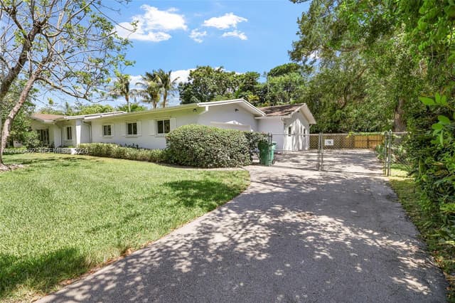 7800 SW 132nd St, Pinecrest FL 33156 - Pinecrest, FL - Photo 2