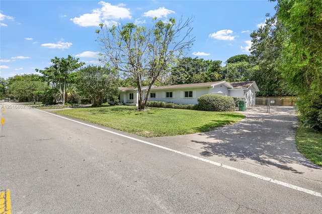 7800 SW 132nd St, Pinecrest FL 33156 - Pinecrest, FL - Photo 4