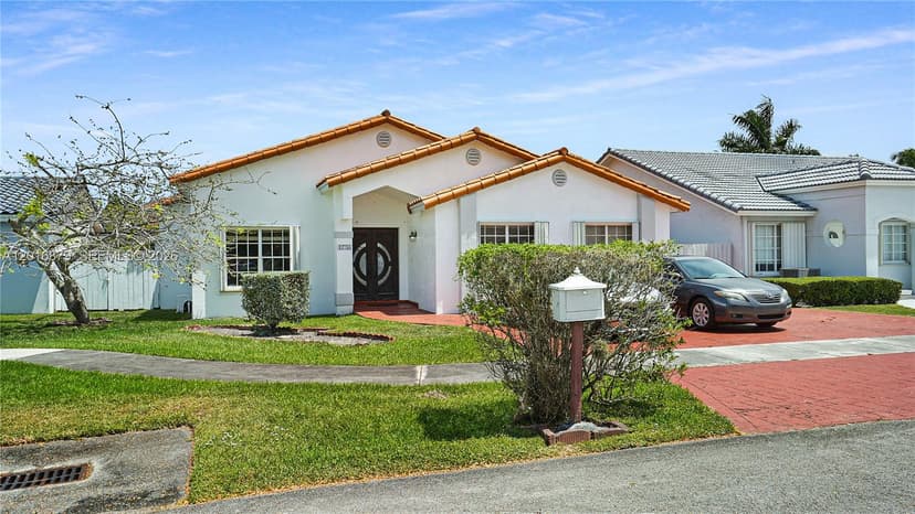 13755 SW 19th Ter, Miami FL 33175