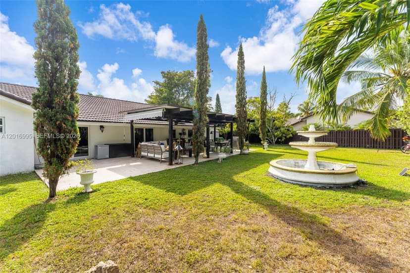 15325 SW 54th Ter, Miami FL 33185