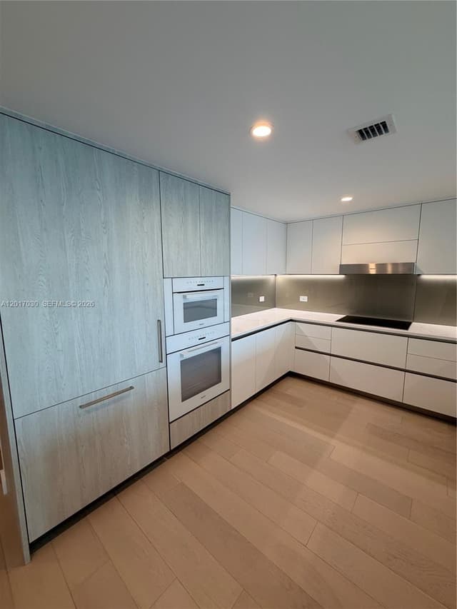 9221 E Bay Harbor Dr # 309, Bay Harbor Islands FL 33154 - Bay Harbor Islands, FL - Photo 4