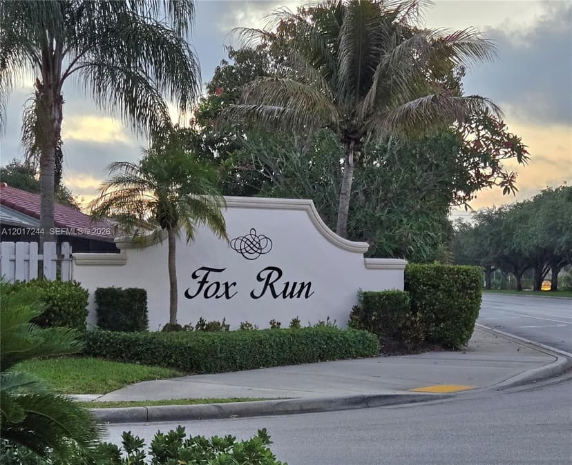 10940 NW 18th Ct, Plantation FL 33322