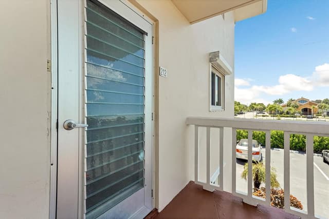2856 S Garden Dr Drive S # 212, Lake Worth FL 33461 - Lake Worth, FL - Photo 6