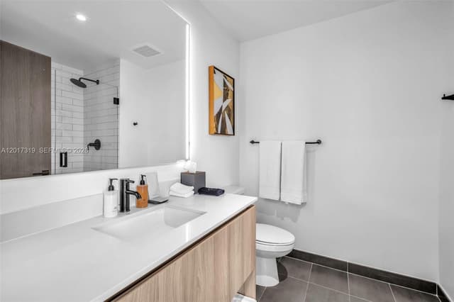 398 NE 5th St # 4701, Miami FL 33132 - Miami, FL - Photo 3