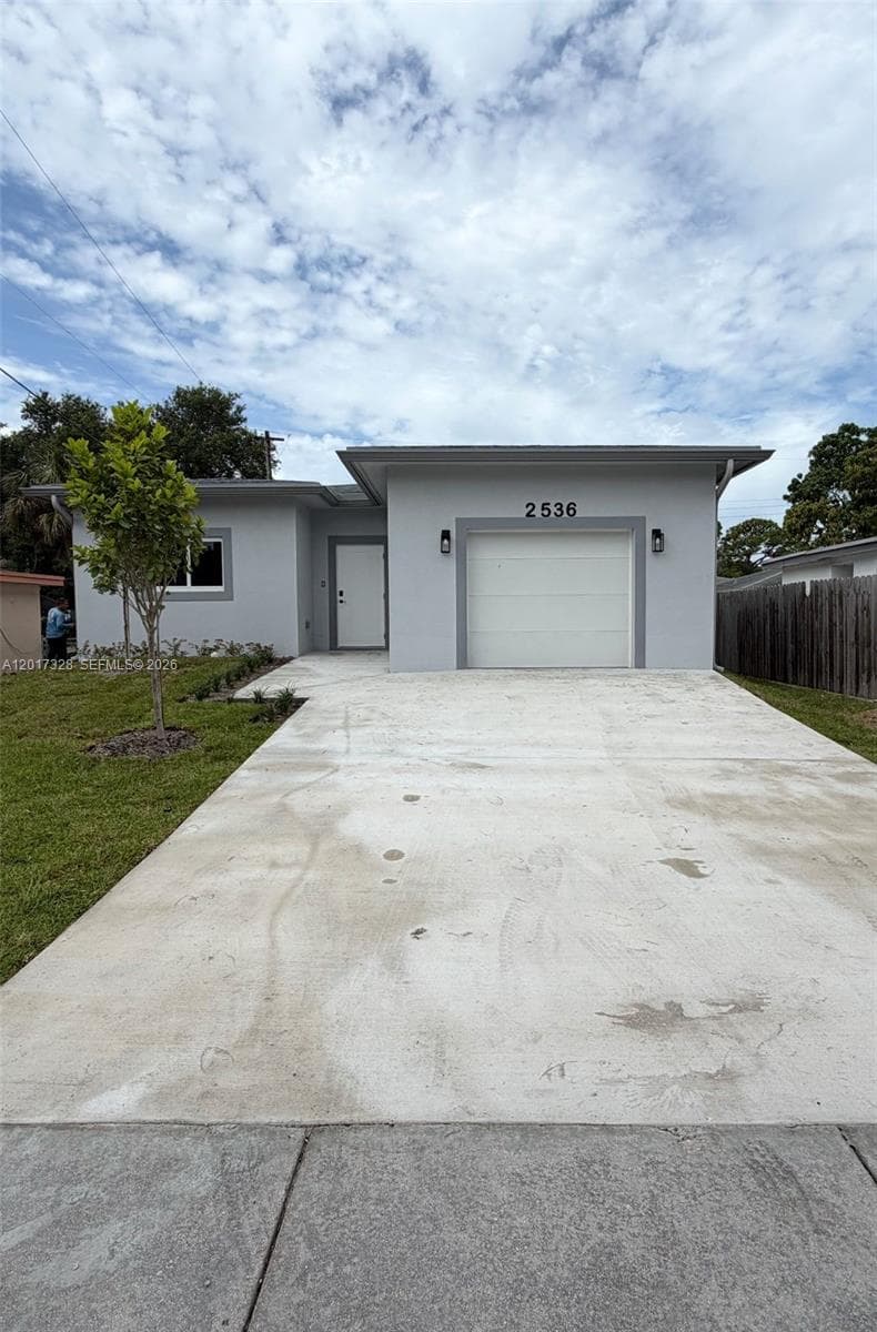 2536 NW 9th Ct, Fort Lauderdale FL 33311 - Fort Lauderdale, FL - Photo 1