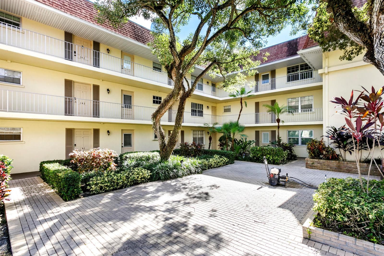 5510 Tamberlane Circle # 242, Palm Beach Gardens FL 33418 - Palm Beach Gardens, FL - Photo 1