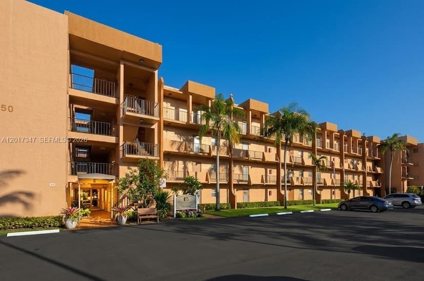 3050 E Sunrise Lakes Dr # 402, Sunrise FL 33322