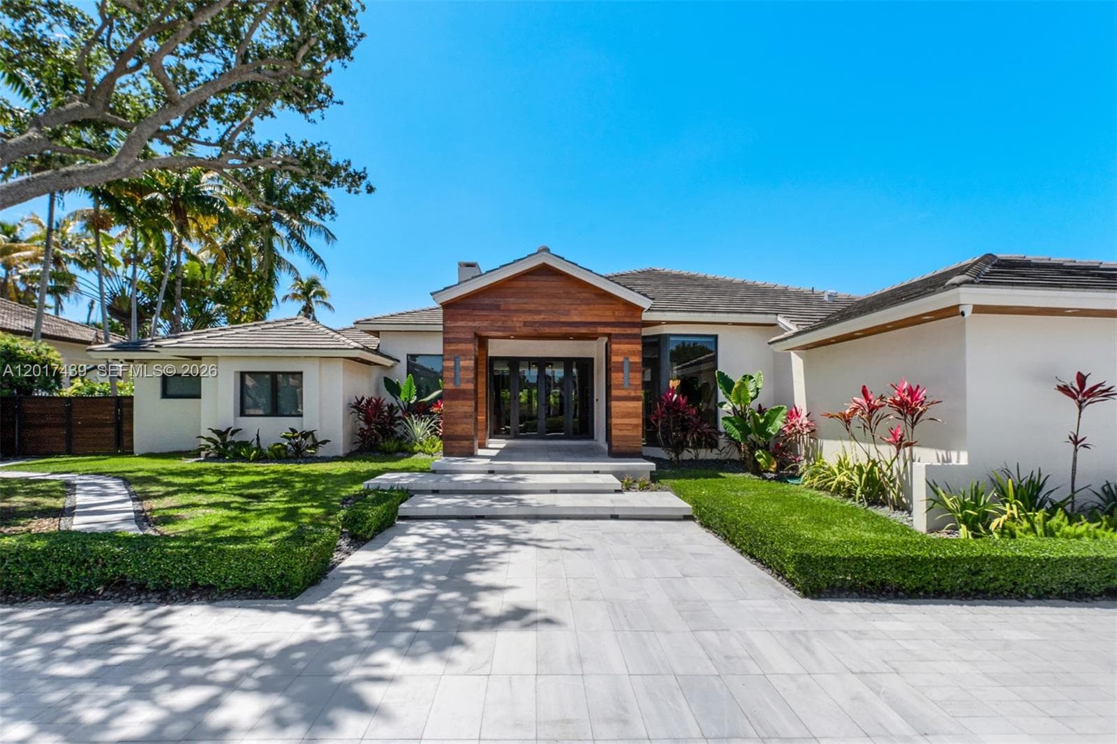 10040 SW 124th St, Miami FL 33176