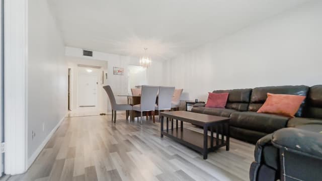 1200 SW 124th Terrace # 208o, Pembroke Pines FL 33027 - Pembroke Pines, FL - Photo 2
