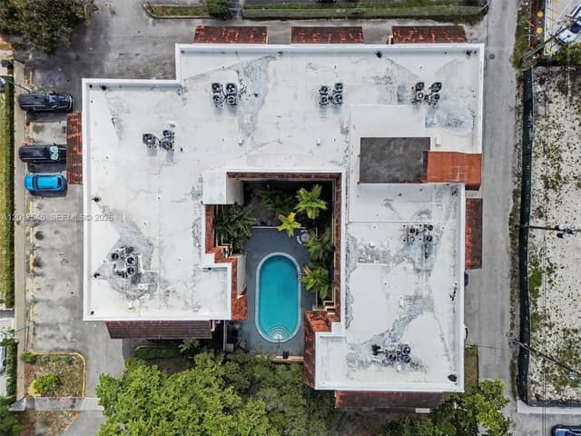685 Miller Dr # E205, Miami Springs FL 33166 - Miami Springs, FL - Photo 6