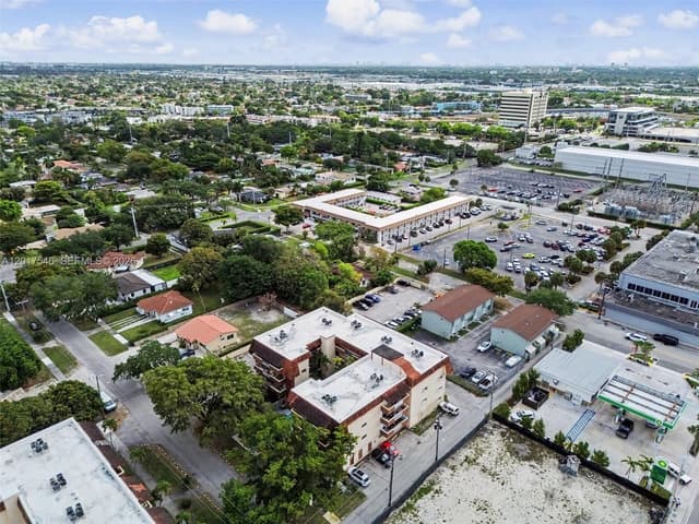 685 Miller Dr # E205, Miami Springs FL 33166 - Miami Springs, FL - Photo 7