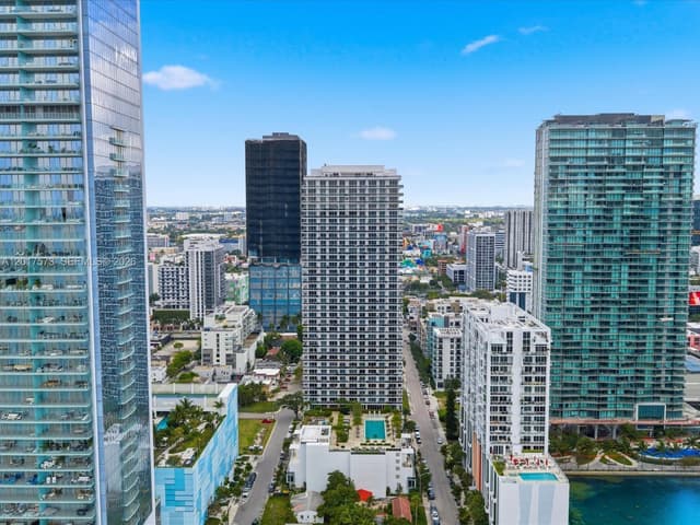 600 NE 27th St, Miami FL 33137 - Miami, FL - Photo 2