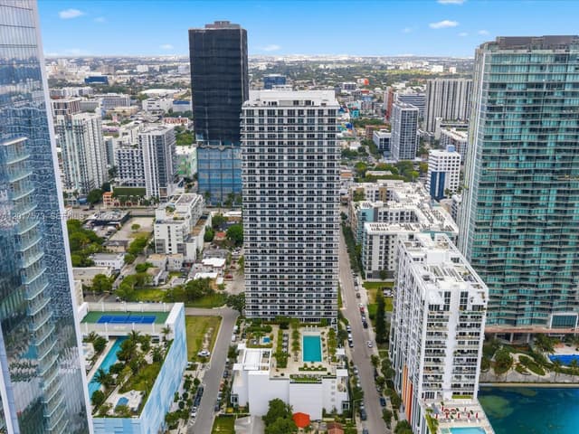 600 NE 27th St, Miami FL 33137 - Miami, FL - Photo 3