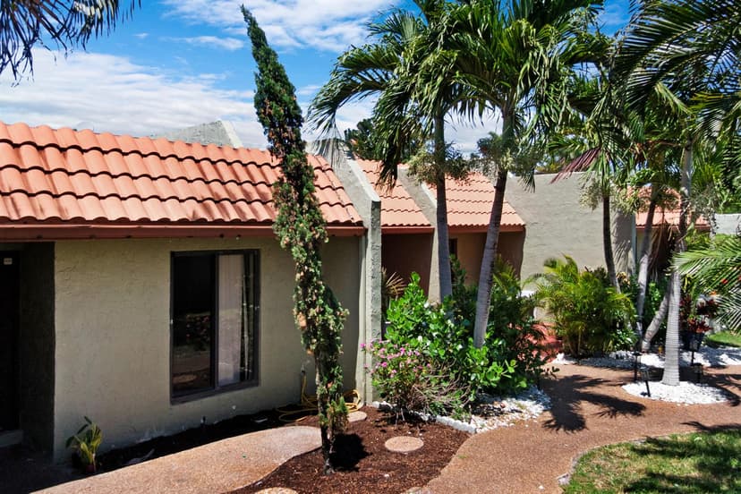 153 SE 7th Street # 1, Deerfield Beach FL 33441