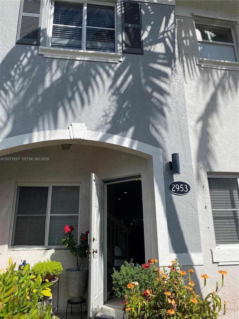 2953 SE 15th Ter, Homestead FL 33035