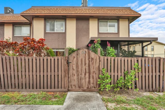 2116 Sherwood Forest Boulevard # 28, West Palm Beach FL 33415 - West Palm Beach, FL - Photo 2