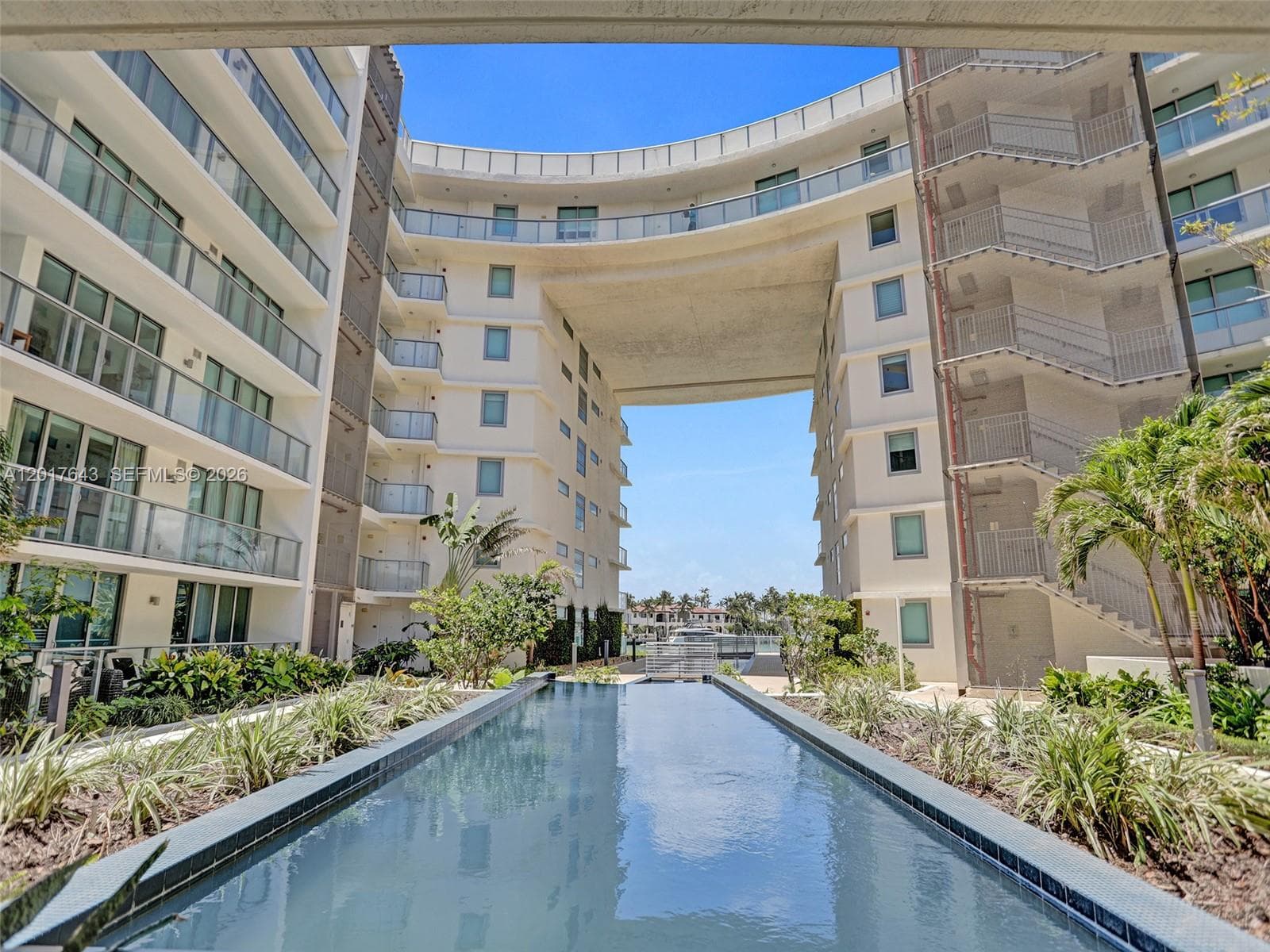 6620 INDIAN CREEK # 114, Miami Beach FL 33141 - Miami Beach, FL - Photo 1