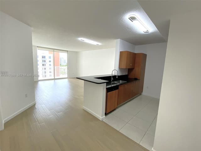 18800 NE 29th Ave # 1028, Aventura FL 33180 - Aventura, FL - Photo 3