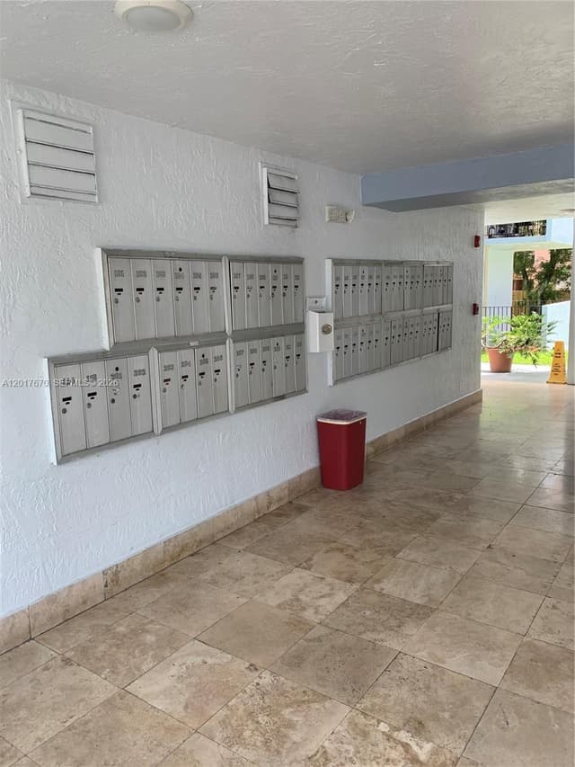 1221 SW 122nd Ave # 207, Miami FL 33184 - Miami, FL - Photo 4