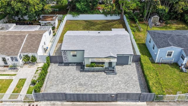1130 NW 57th St, Miami FL 33127 - Miami, FL - Photo 3