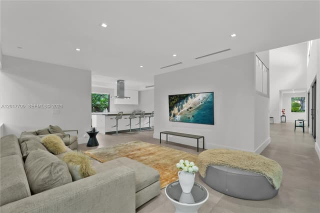 10 Samana Dr, Miami FL 33133 - Miami, FL - Photo 7