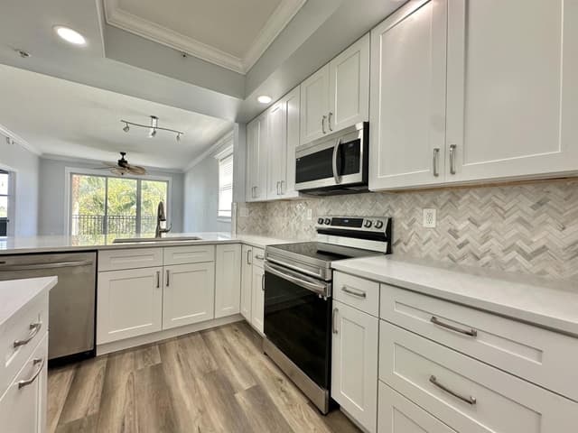 27 Royal Palm Way # 406, Boca Raton FL 33432 - Boca Raton, FL - Photo 6