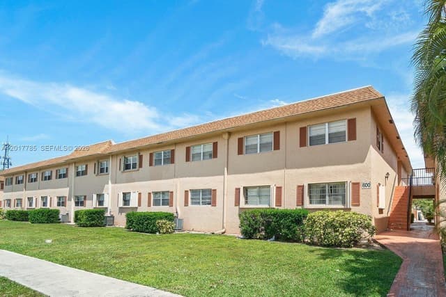 500 SW 2nd Ave # 2150, Boca Raton FL 33432 - Boca Raton, FL - Photo 2