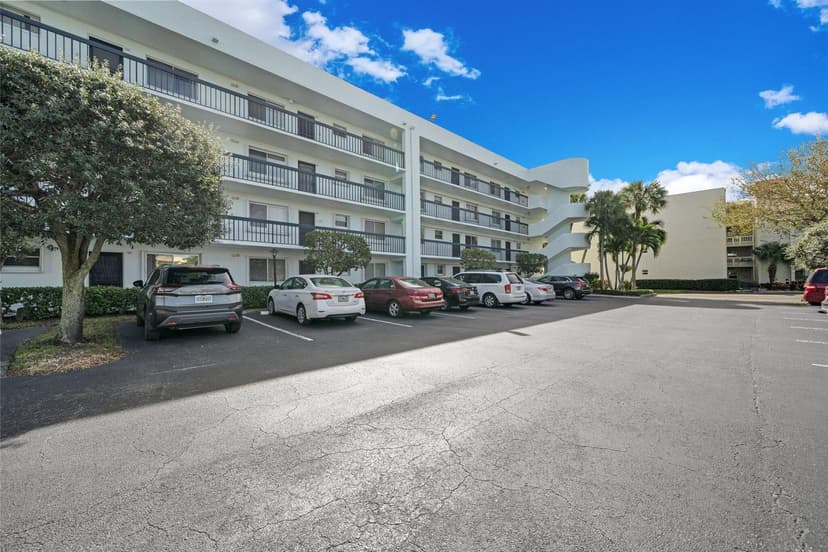 6698 10th Avenue N # 327, Lake Worth FL 33467