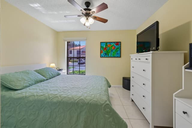 9681 E Sills Dr E # 102, Boynton Beach FL 33437 - Boynton Beach, FL - Photo 6