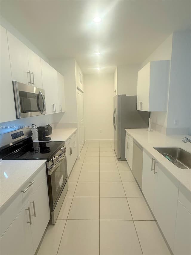 4941 Oakmont Dr # 5838, Dania Beach FL 33312 - Dania Beach, FL - Photo 3