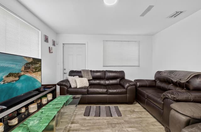 726 Phippen Waiters Rd, Dania Beach FL 33004 - Dania Beach, FL - Photo 4