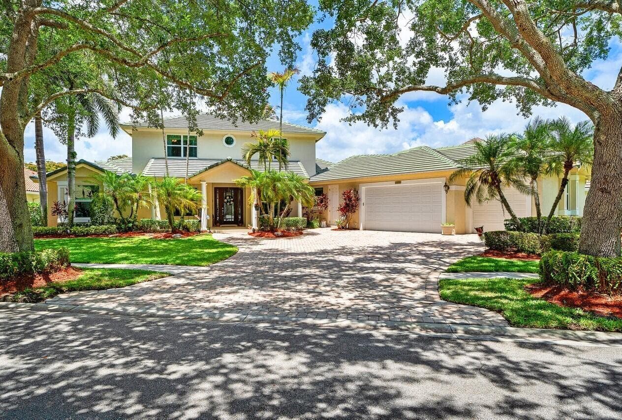 6990 Cypress Cove Circle, Jupiter FL 33458