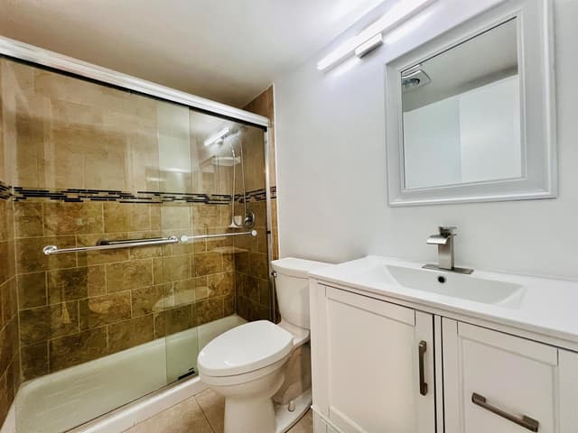 74 Berkshire C, West Palm Beach FL 33417 - West Palm Beach, FL - Photo 5