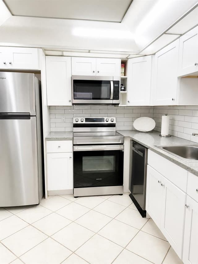 6 Brittany A # 6a, Delray Beach FL 33446 - Delray Beach, FL - Photo 3