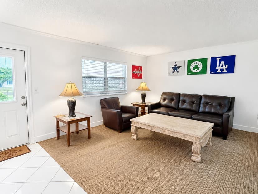 6 Brittany A # 6a, Delray Beach FL 33446