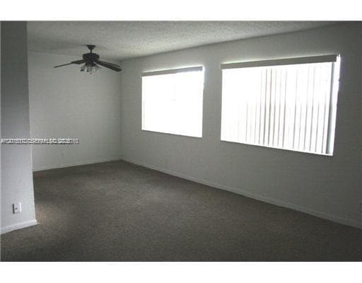365 SW 86th Ave # 203, Pembroke Pines FL 33025 - Pembroke Pines, FL - Photo 4