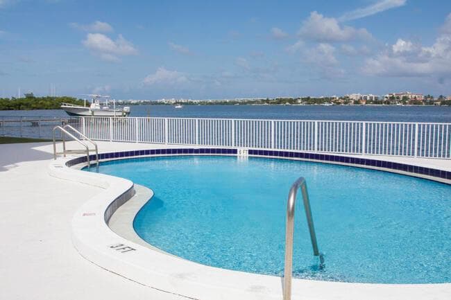 301 Croton Avenue # 405, Lantana FL 33462 - Lantana, FL - Photo 1