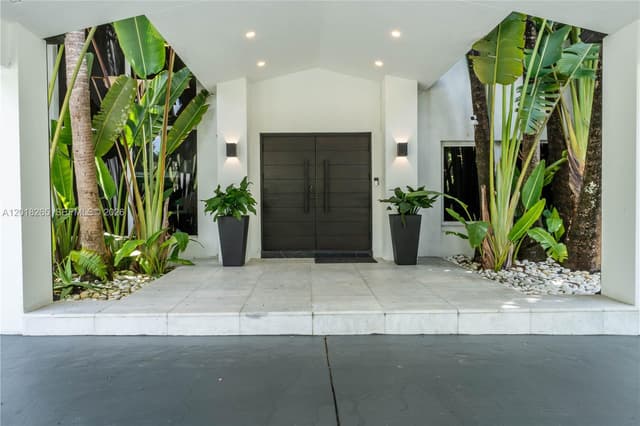9715 SW 89th Ct, Miami FL 33176 - Miami, FL - Photo 3