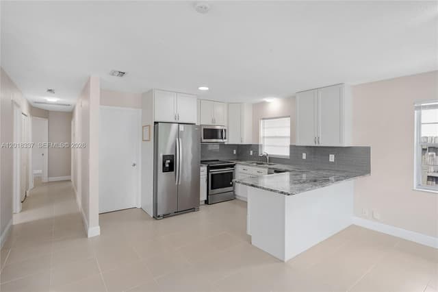 429 Avenida Hermosa, West Palm Beach FL 33405 - West Palm Beach, FL - Photo 7