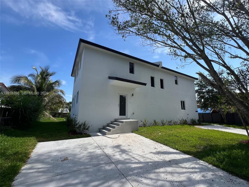 1755 NW 107 St, Miami FL 33167