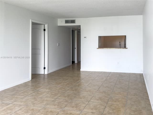 496 NW 165th St Rd # 410, Miami FL 33169 - Miami, FL - Photo 4