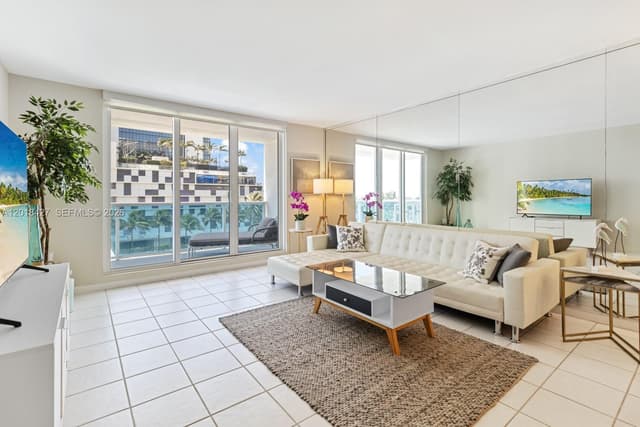 2301 Collins Ave # 404, Miami Beach FL 33139 - Miami Beach, FL - Photo 2