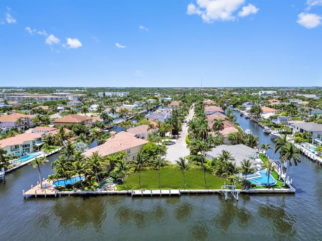 976 Banyan Drive, Delray Beach FL 33483 - Delray Beach, FL - Photo 2