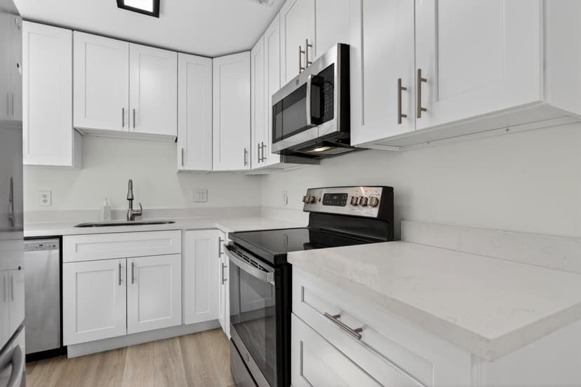3930 Crystal Lake Drive # 209, Deerfield Beach FL 33064