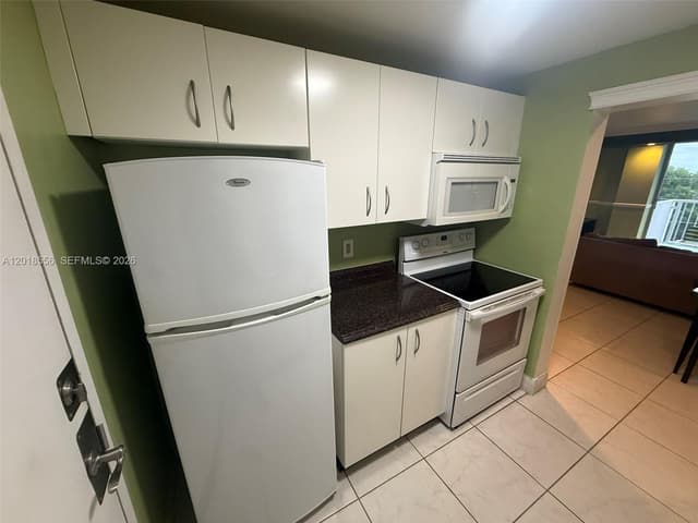 2020 NE 135th St # 503, North Miami FL 33181 - North Miami, FL - Photo 7