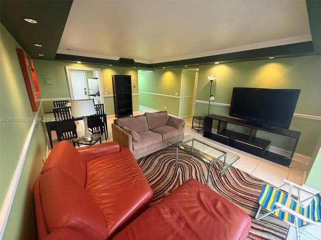 2020 NE 135th St # 503, North Miami FL 33181 - North Miami, FL - Photo 3