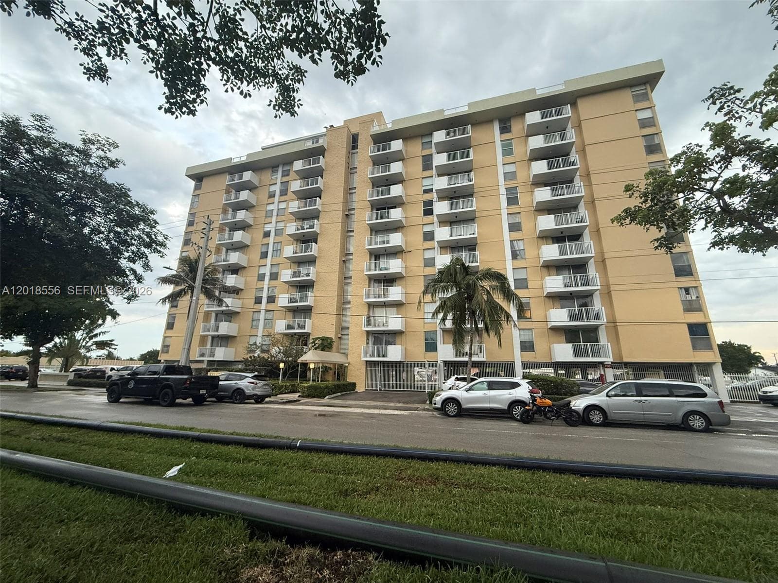 2020 NE 135th St # 503, North Miami FL 33181 - North Miami, FL - Photo 1