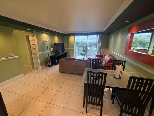 2020 NE 135th St # 503, North Miami FL 33181 - North Miami, FL - Photo 5